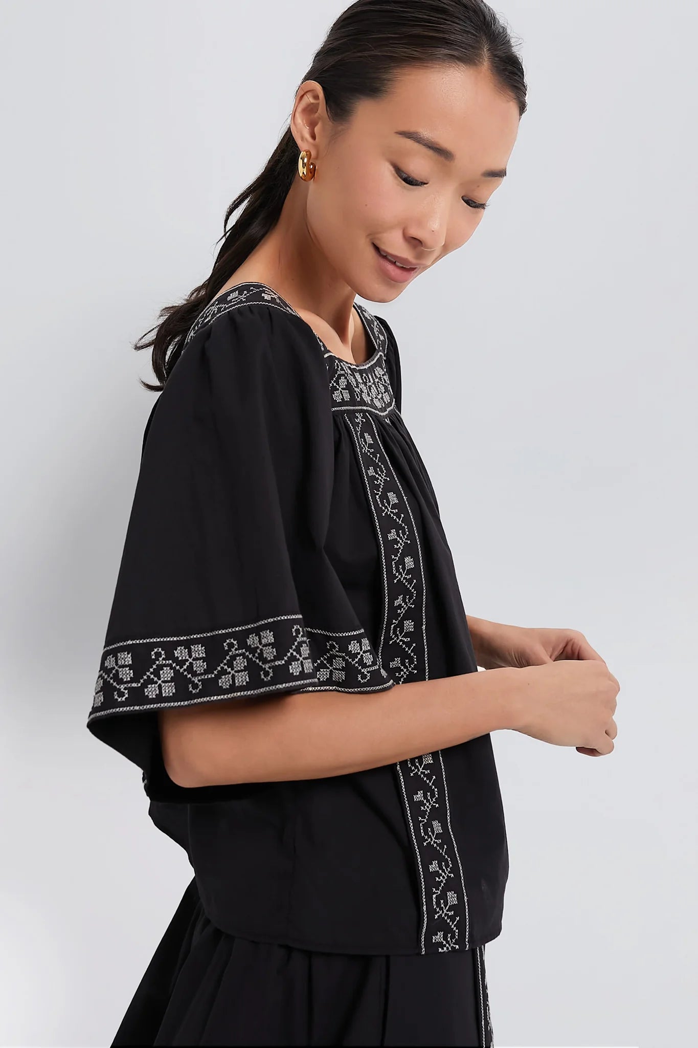 Embroidered Bouquet Alea Blouse
