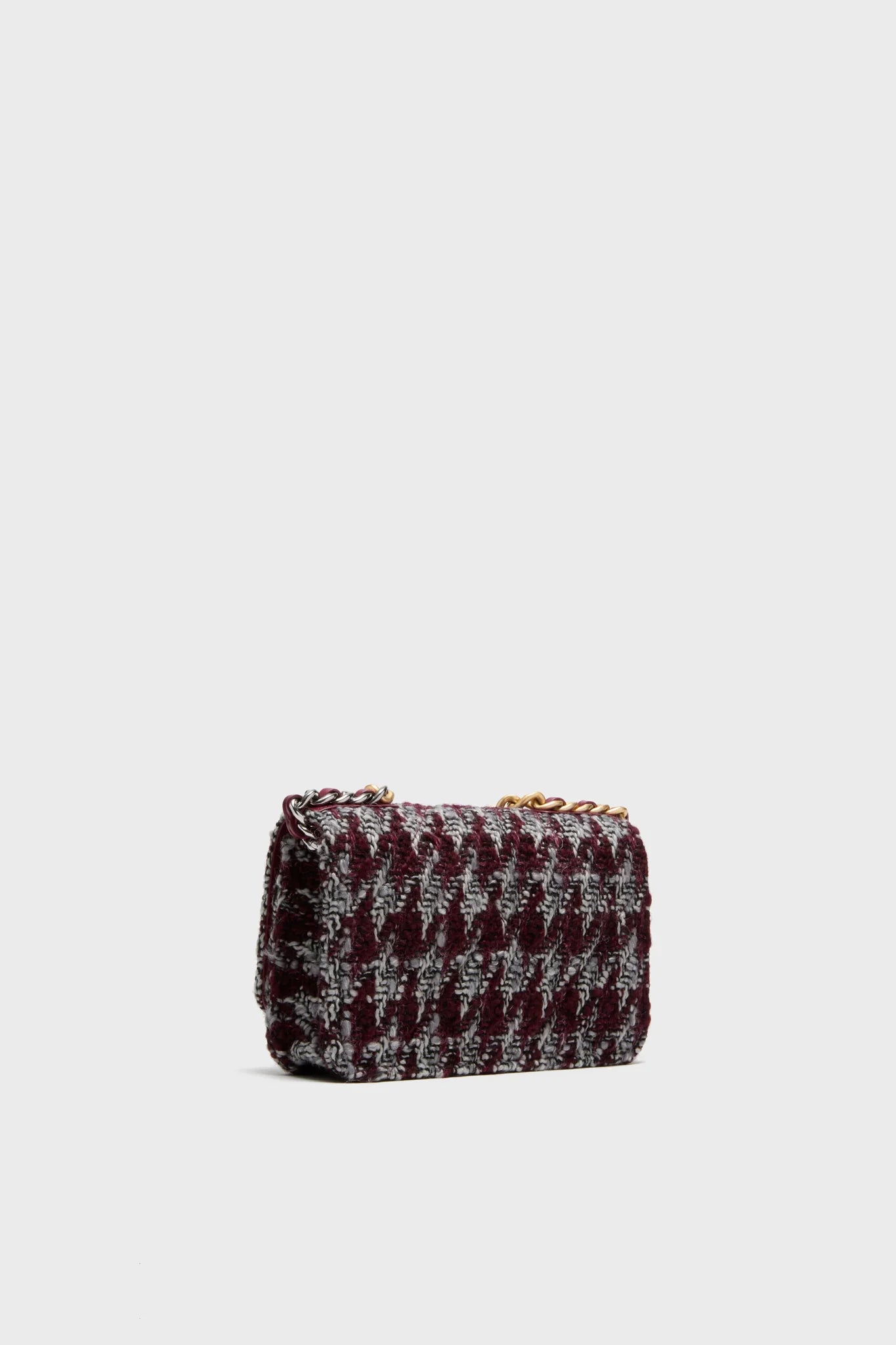 CHANEL Quilted Tweed Wallet On Chain
