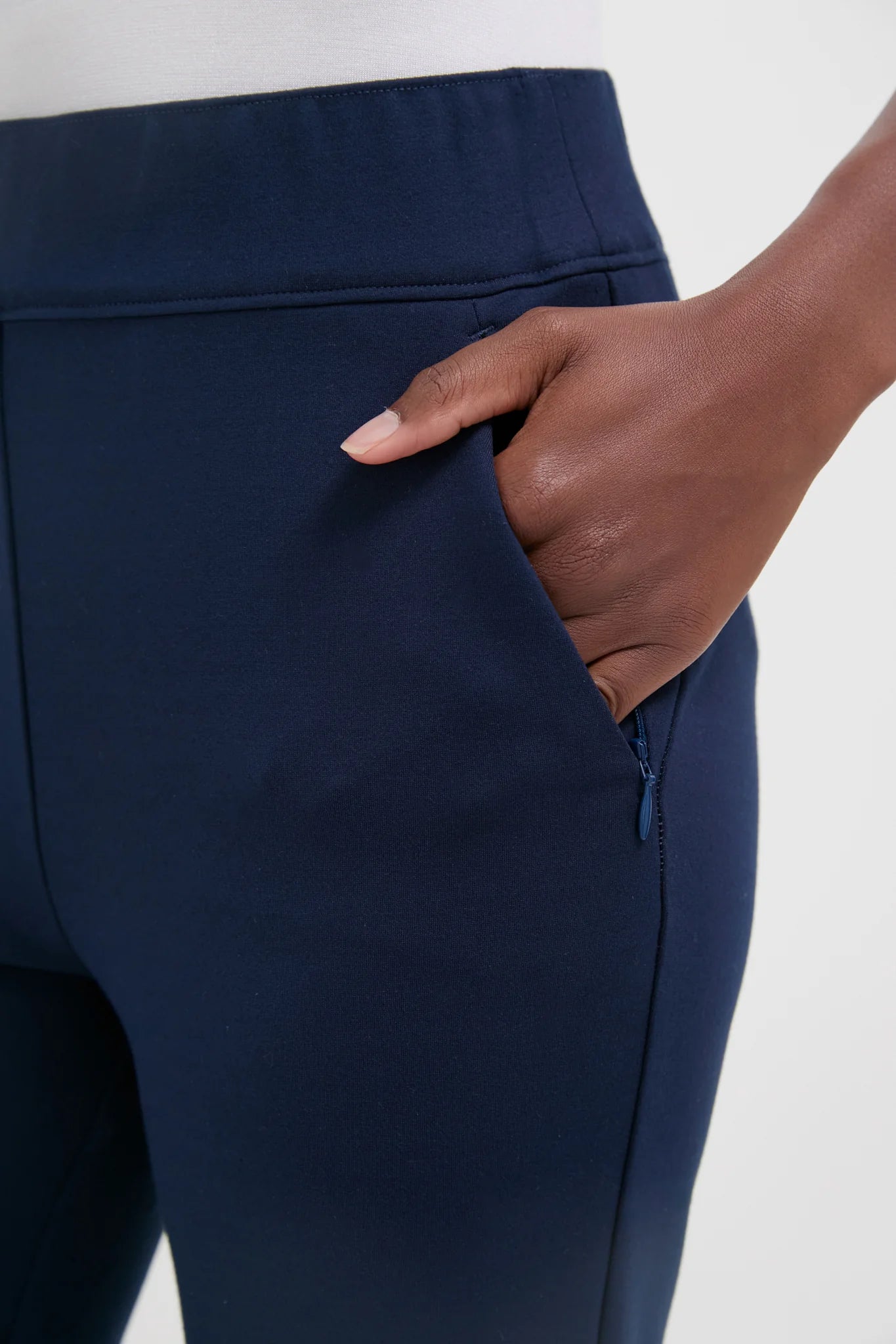 Navy 28 Inch Compression September Pant