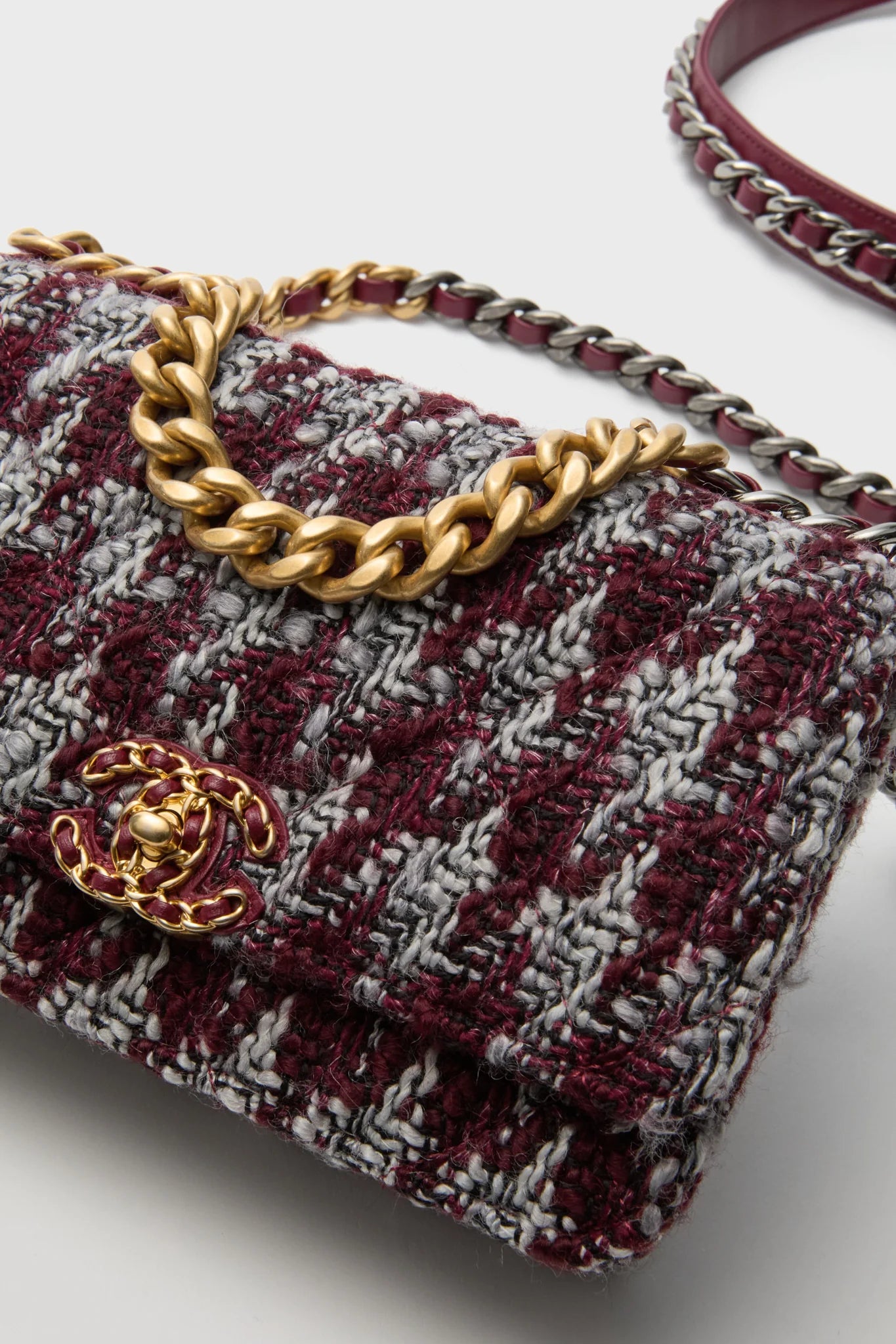 CHANEL Quilted Tweed Wallet On Chain