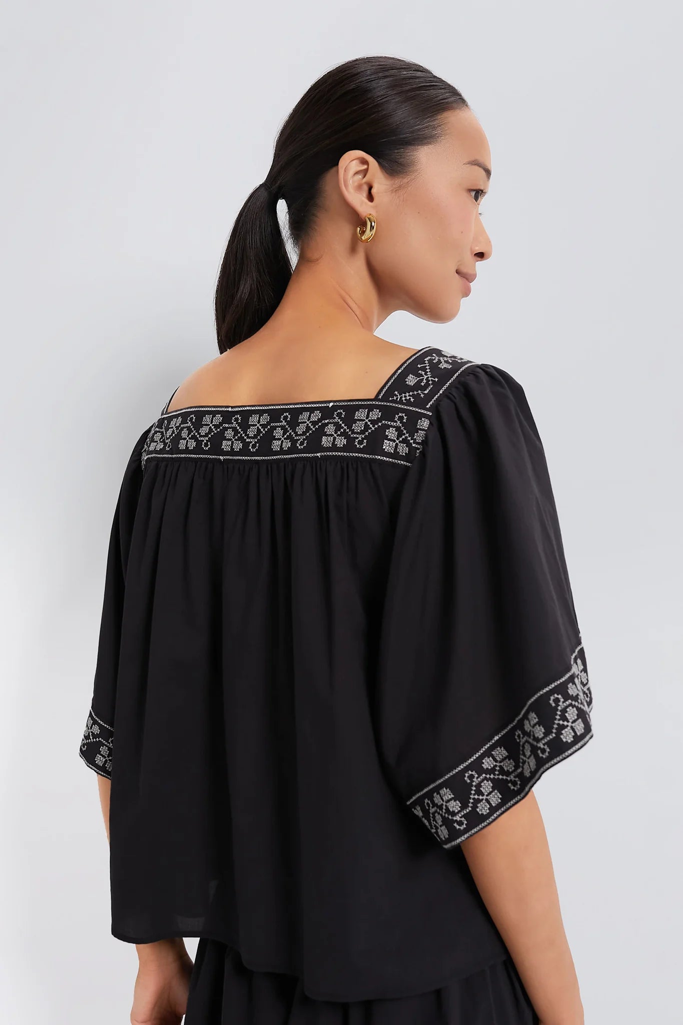 Embroidered Bouquet Alea Blouse